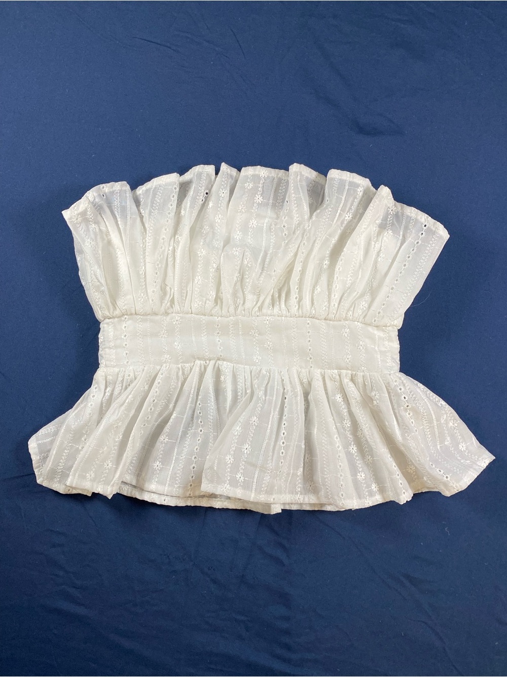 Thirty Thirty White Eyelet Strapless Peplum Top Ruffle Tube Blouse Size XS - Picture 6 of 7